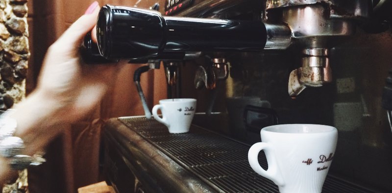 Troppi caffè fanno male? Nient’affatto, possono allungare la vita